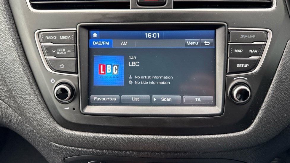 Hyundai I20 1.2L Play Grey #31