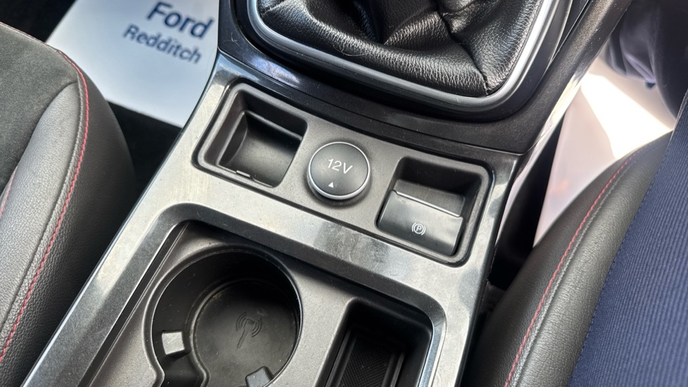 Ford Kuga 1.5 Ecoboost St-line 2Wd Grey #24
