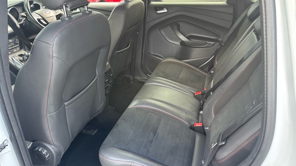 Ford Kuga 1.5 Ecoboost St-line 2Wd Grey #16
