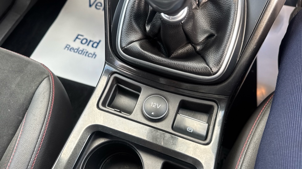 Ford Kuga 1.5 Ecoboost St-line 2Wd Grey #31