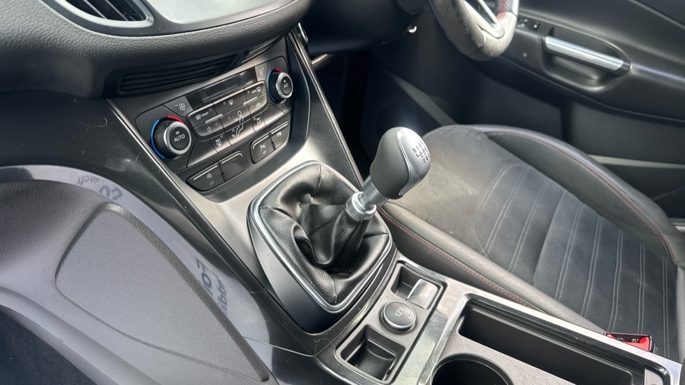 Ford Kuga 1.5 Ecoboost St-line 2Wd Grey #13