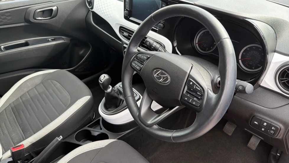 Hyundai I10 1.0 Advance White #11