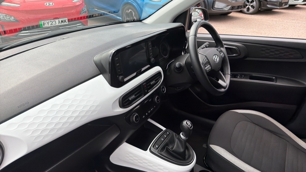 Hyundai I10 1.0 Advance White #9