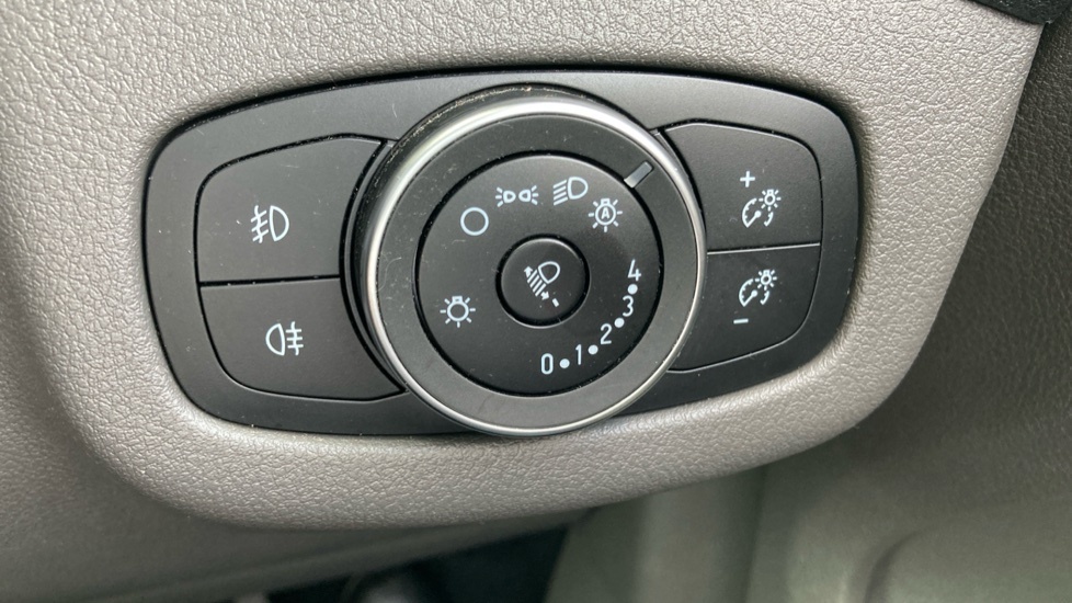 Ford Tourneo Connect 1.5 Ecoblue 120 Titanium Powershift Black #29