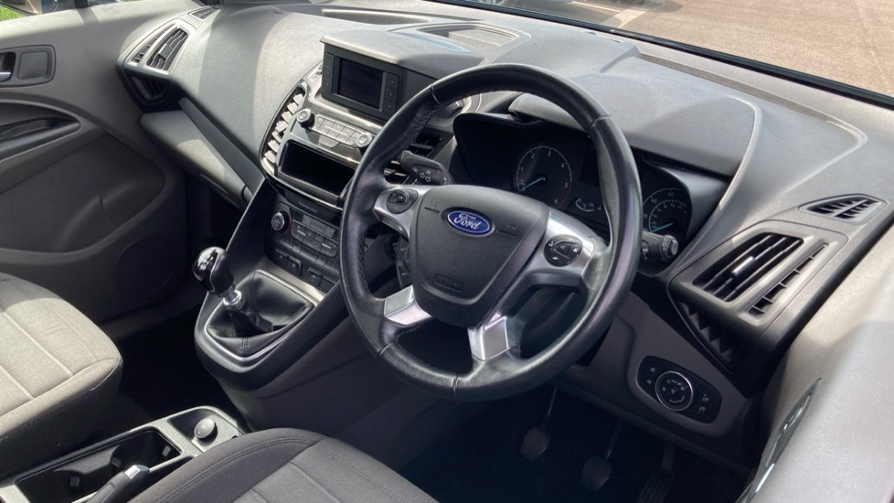 Ford Tourneo Connect 1.5 Ecoblue 120 Titanium Powershift Black #11