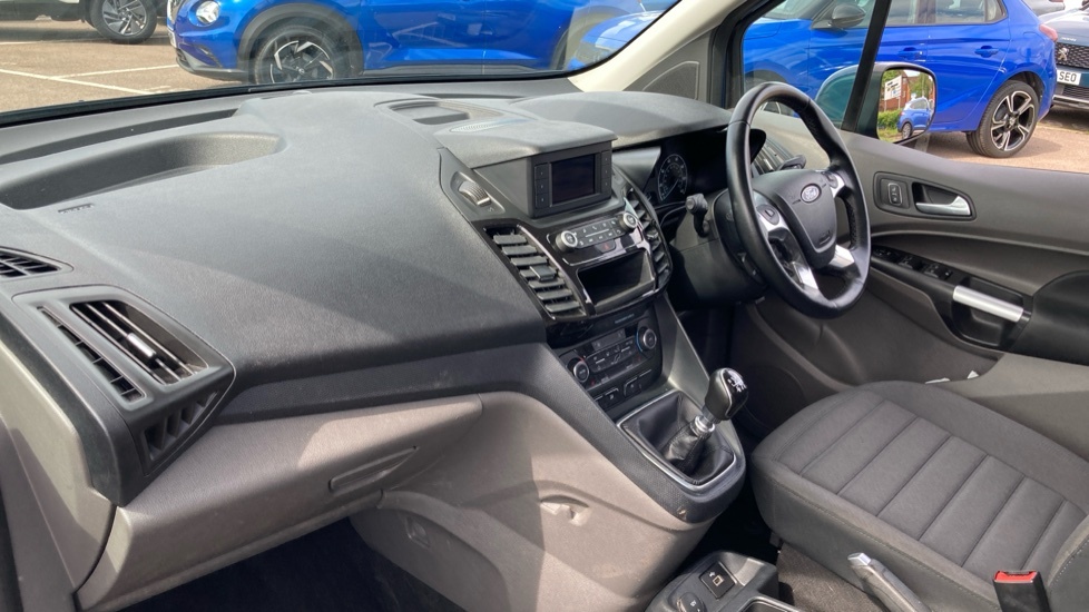 Ford Tourneo Connect 1.5 Ecoblue 120 Titanium Powershift Black #9