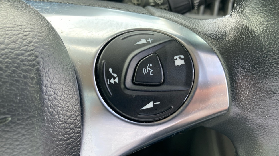 Ford Tourneo Connect 1.5 Ecoblue 120 Titanium Powershift Black #32
