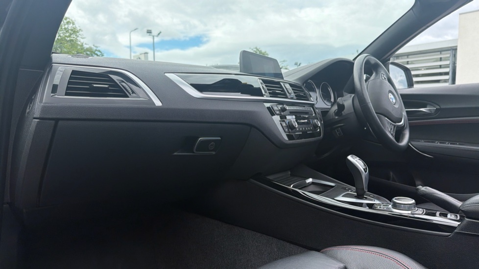 BMW 2 Series 220D Xdrive M Sport Black #35