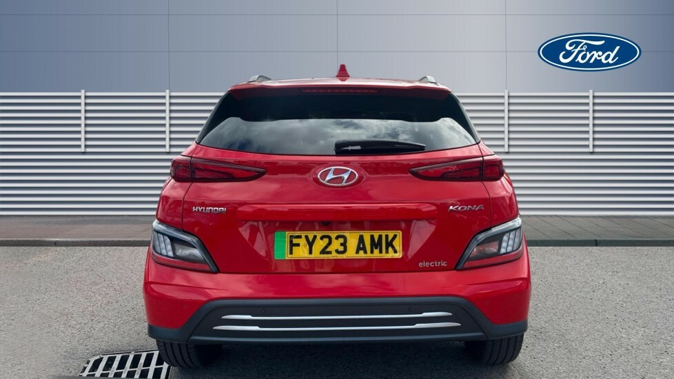 Hyundai Kona Premium Red #6