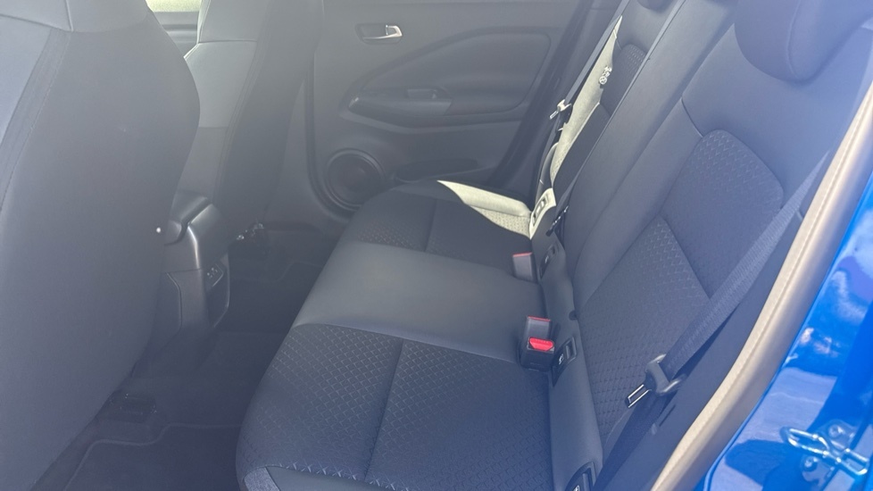 Nissan Juke 1.0 Dig-t 114 Acenta Premium Silver #16