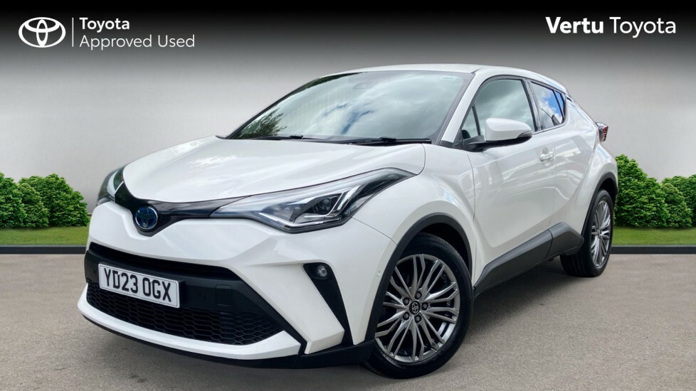 Toyota C-Hr Excel White #3