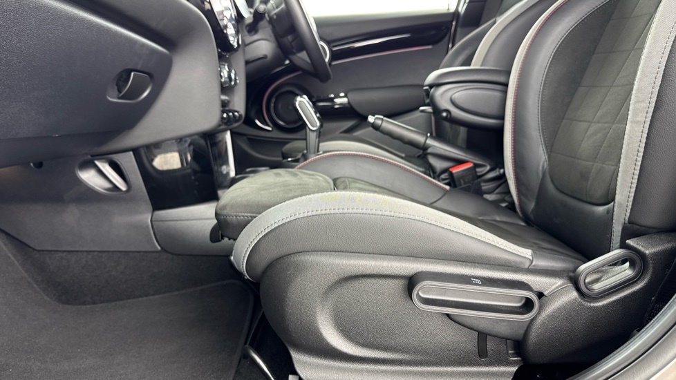 Mini Hatch F55 Mini 5-Door Hatch Cooper Sport Lci II Grey #36