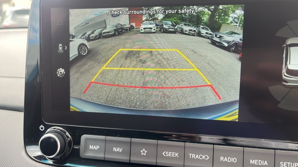 Hyundai Kona Premium Grey #32