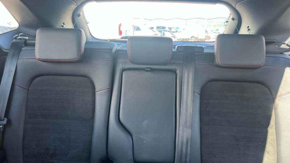 Ford Kuga 2.5 Fhev Black Package Edition Cvt Red #15