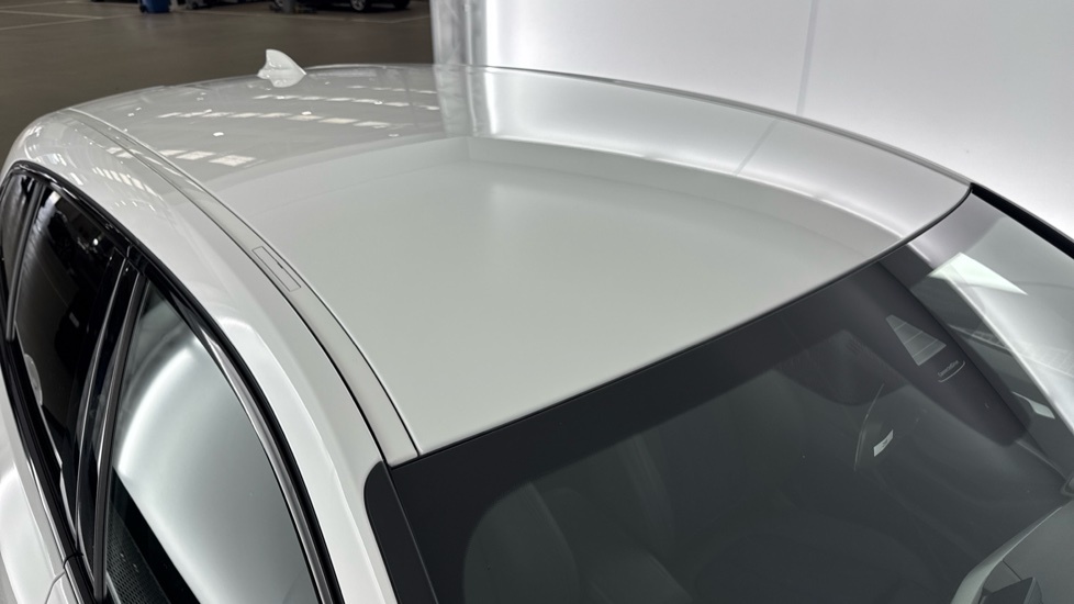 BMW 1 Series 116D M Sport Step Live Cockpit Pro White #21