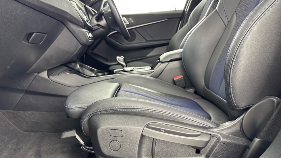 BMW 1 Series 116D M Sport Step Live Cockpit Pro White #35