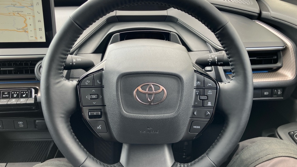 Toyota Prius Prius Hybrid White #54