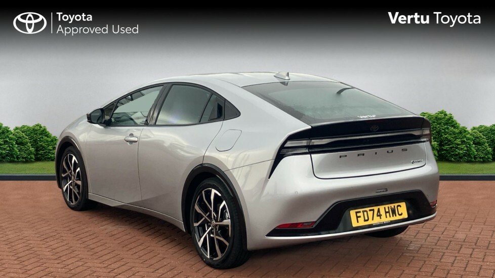 Toyota Prius Excel Silver #4