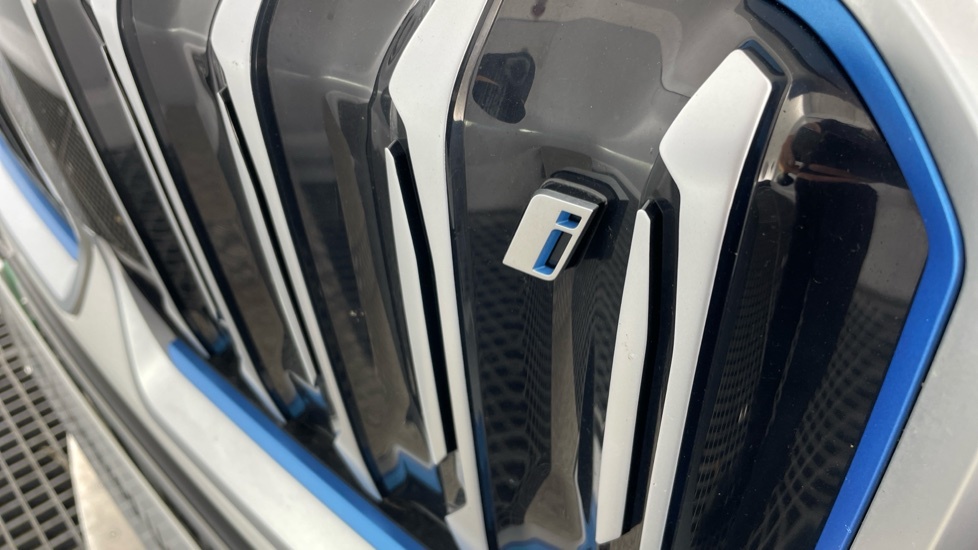 BMW iX1 Ix1 Xdrive 30 M Sport Blue #25