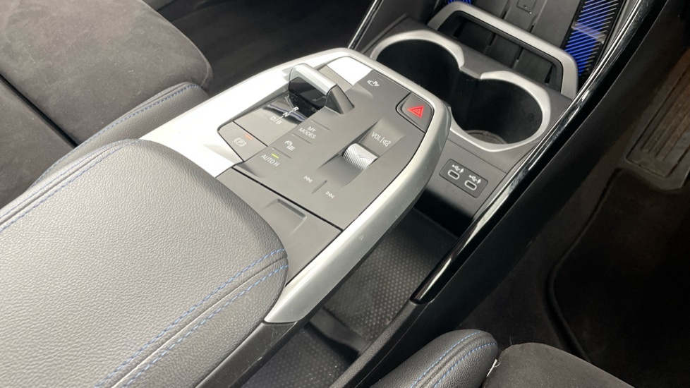 BMW iX1 Ix1 Xdrive 30 M Sport Blue #10