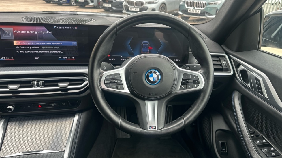 BMW i4 M Sport Black #5