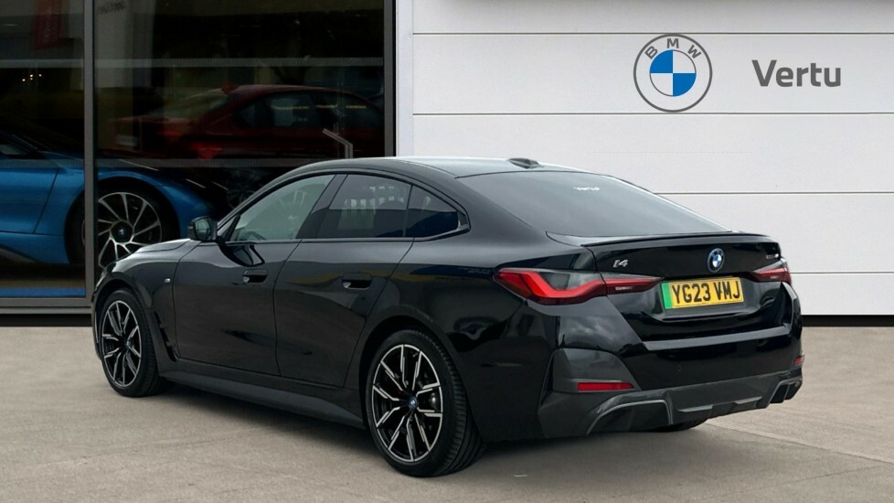 BMW i4 M Sport Black #2