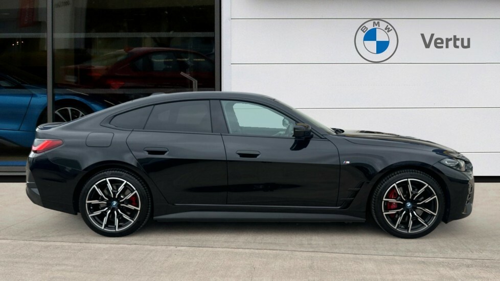 BMW i4 M Sport Black #3