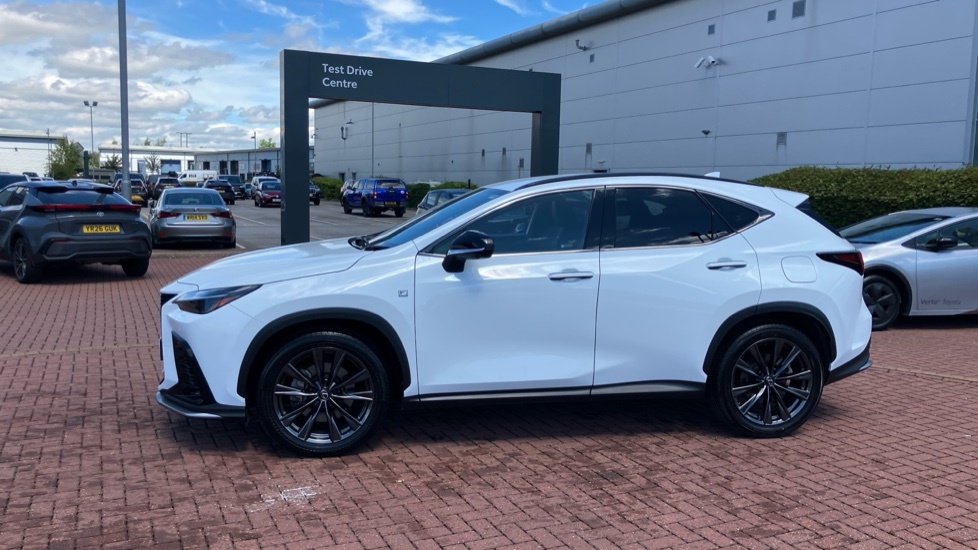 Lexus NX 2.5 450H 18.1Kwh Premium Plus E-cvt 4Wd Euro 6 S #43