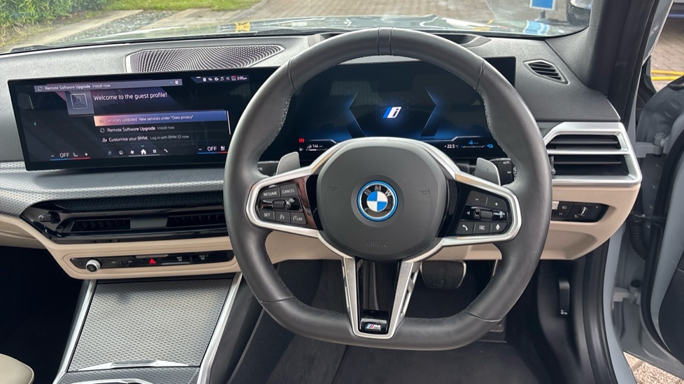 BMW 3 Series 320I M Sport Step 2025 White #5