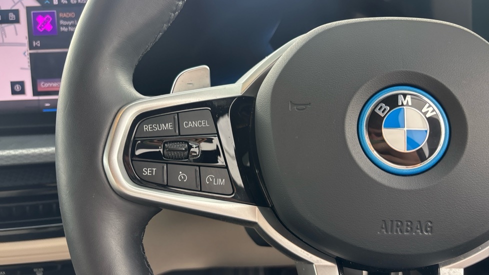 BMW 3 Series 320I M Sport Step 2025 White #17