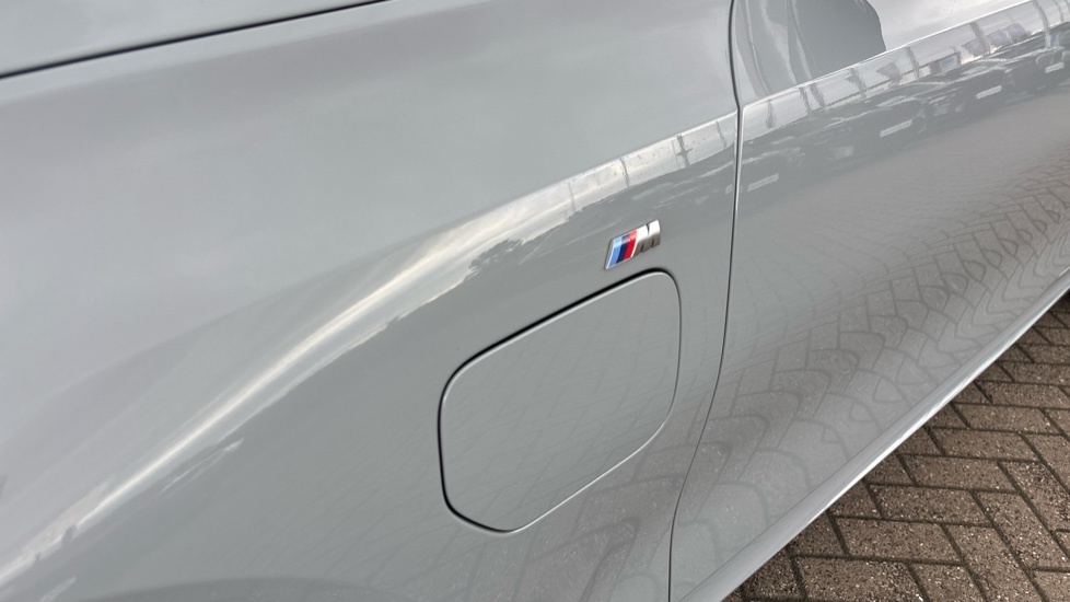 BMW 3 Series 320I M Sport Step 2025 White #26