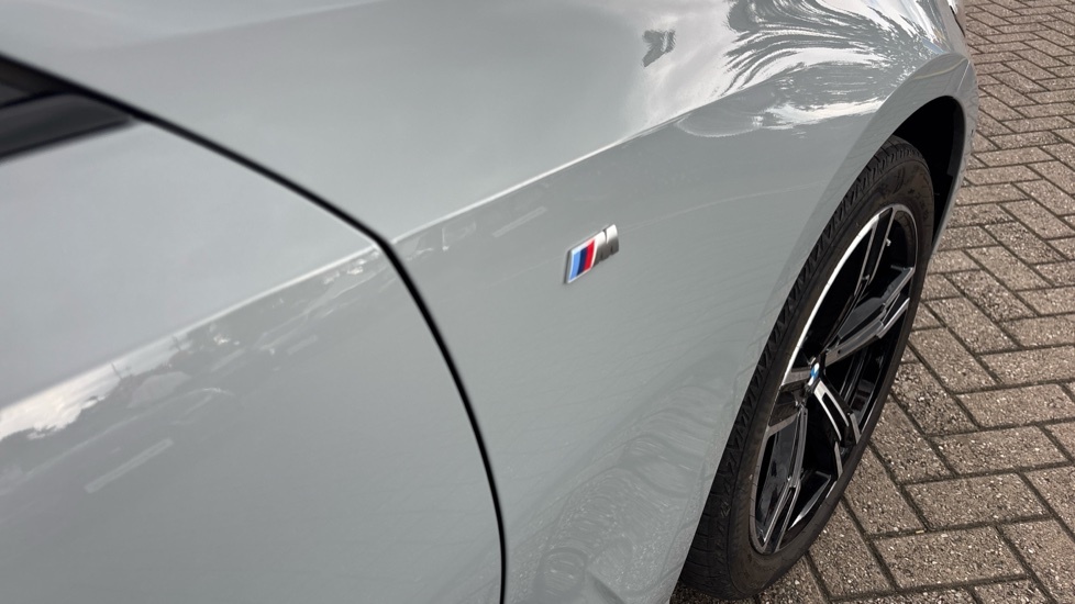 BMW 3 Series 320I M Sport Step 2025 White #33