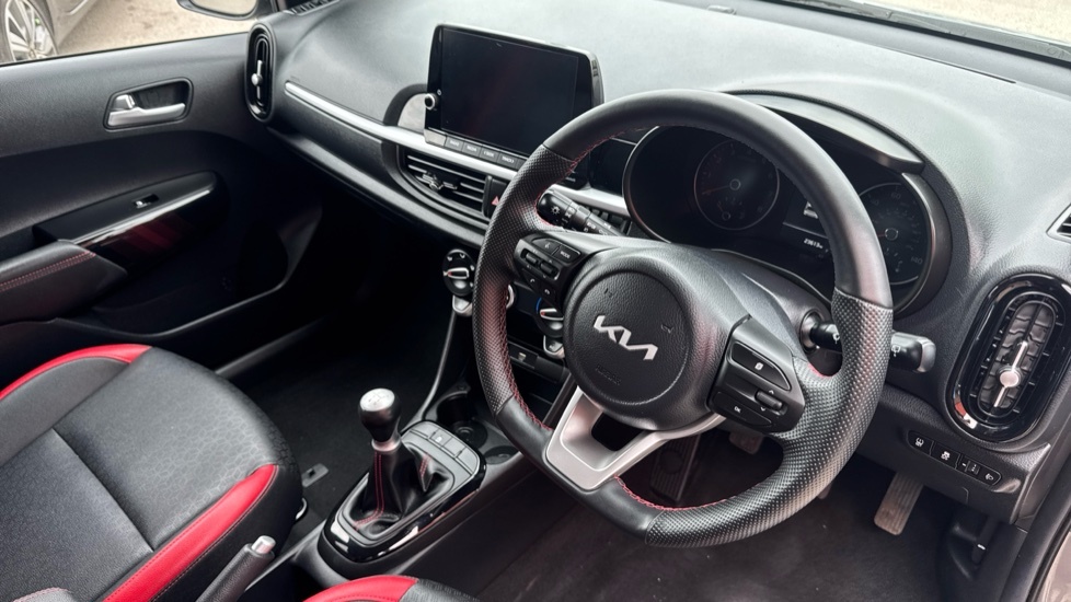 Kia Picanto 1L Gt-line White #11