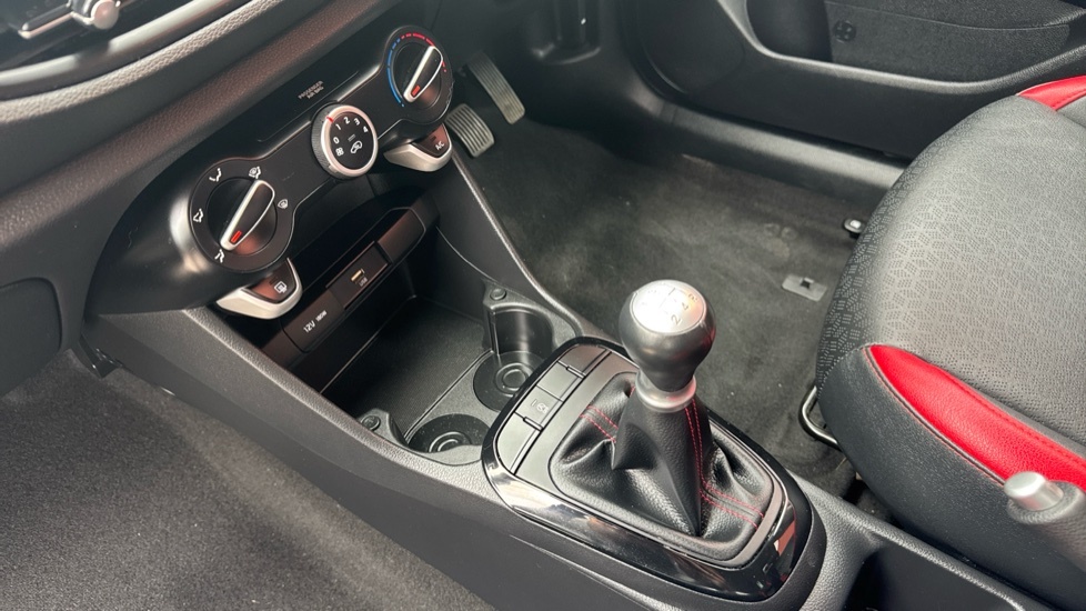Kia Picanto 1L Gt-line White #13