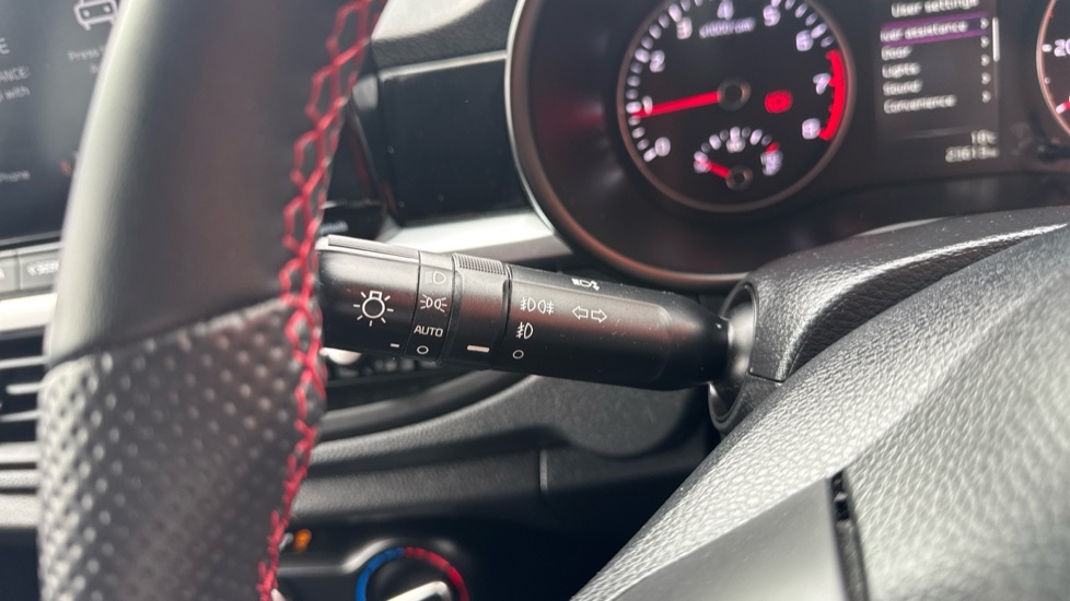 Kia Picanto 1L Gt-line White #24