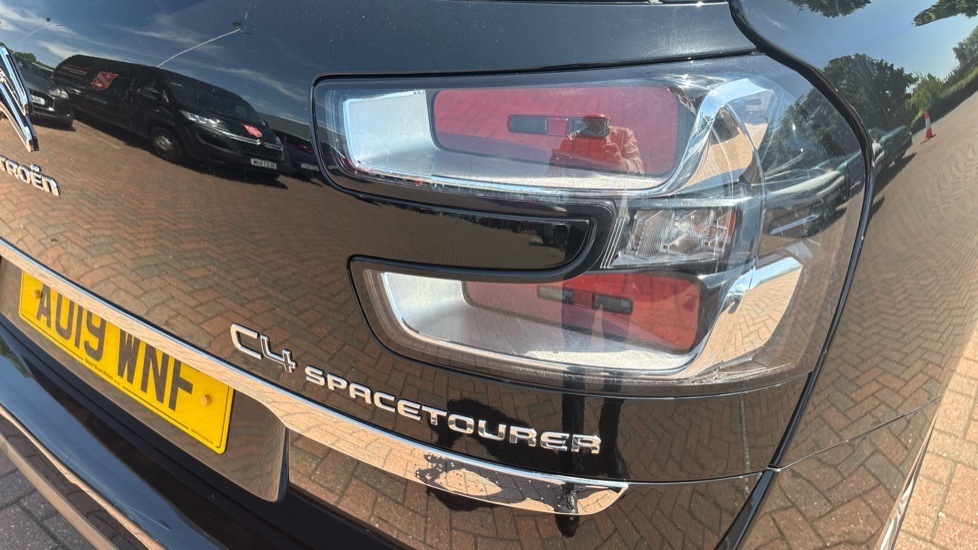 Citroen C4 Grand Puretech Feel Ss Red #41