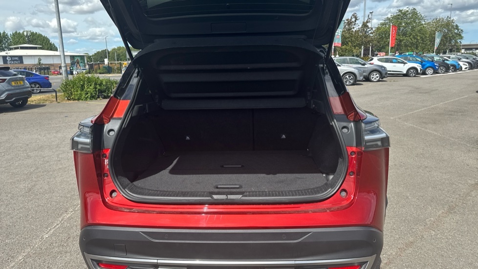 Nissan Qashqai E-power Acenta Premium White #4