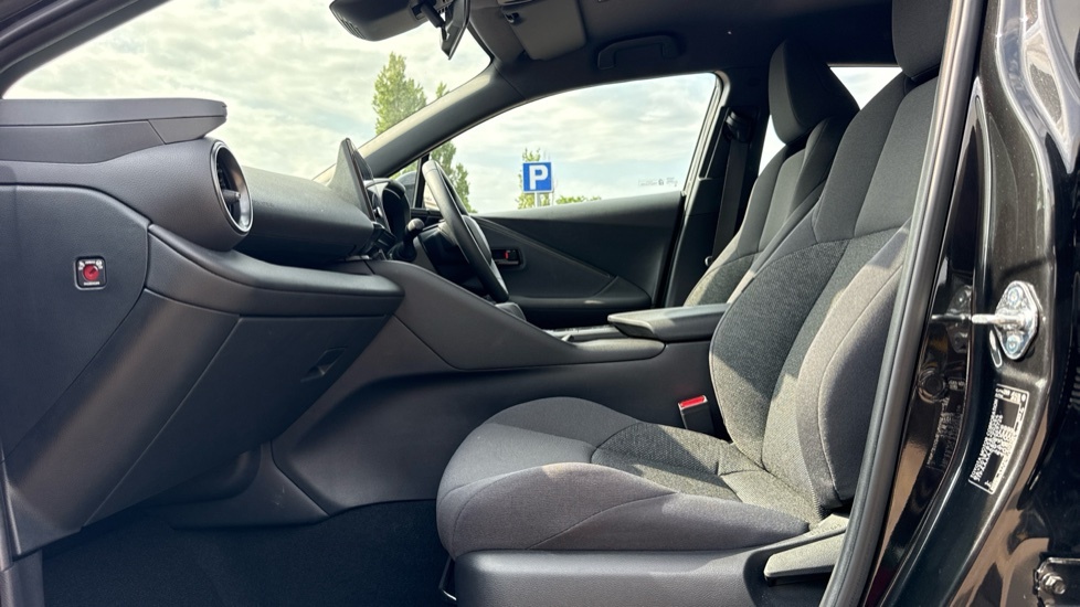 Toyota C-Hr Icon Black #5