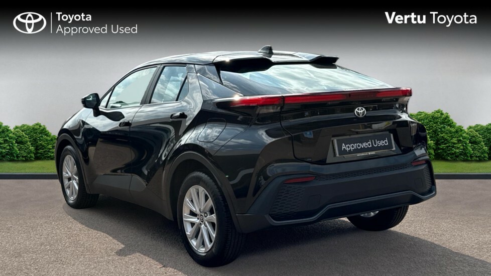 Toyota C-Hr Icon Black #4