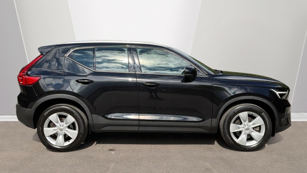 Volvo XC40 Core WN72HKT Black #3