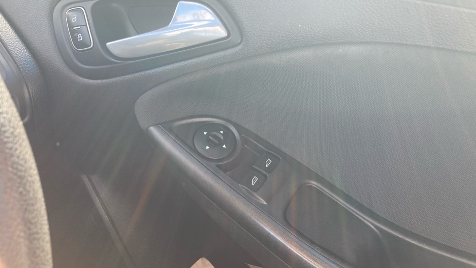 Ford Focus 2.0 St-2 247 Black #25