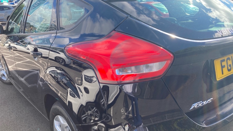 Ford Focus 2.0 St-2 247 Black #33