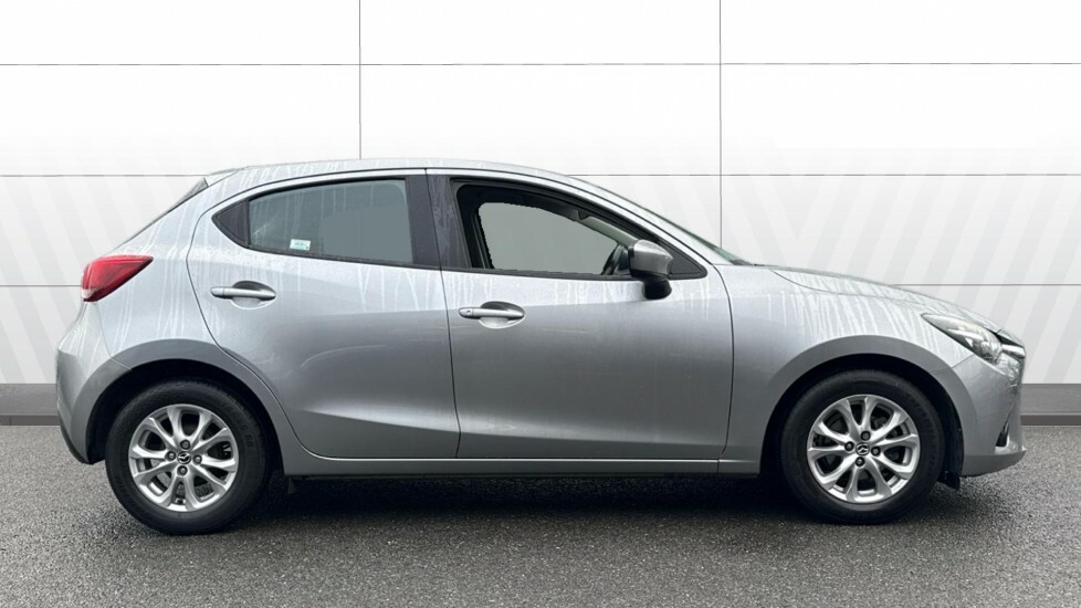 Mazda 2 Se-l Silver #5