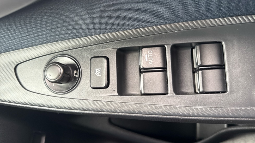 Mazda 2 1.5 Sport Nav #24