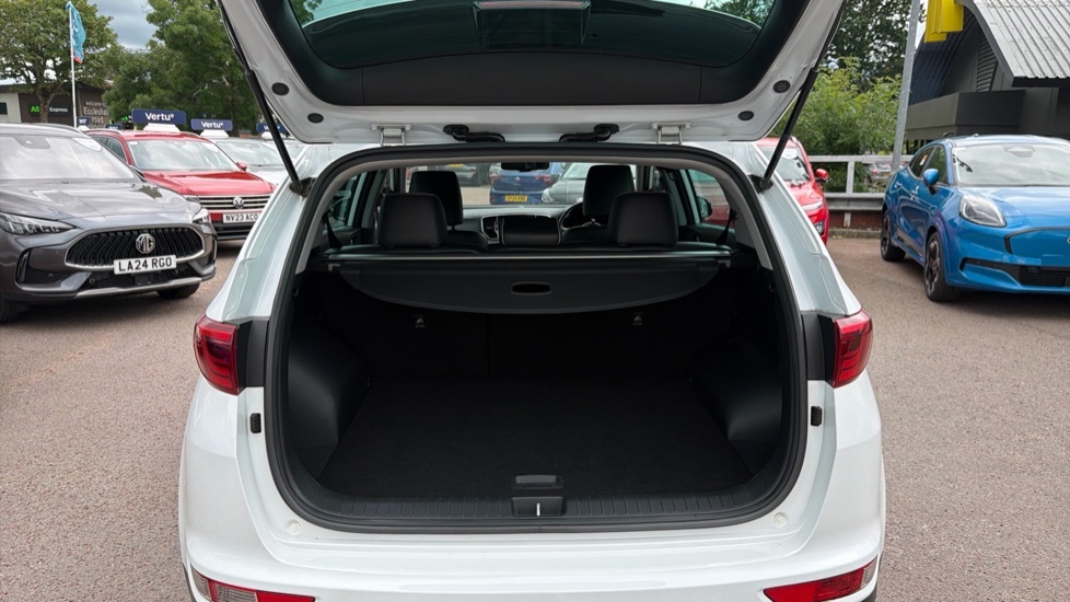 Kia Sportage 4 White #4