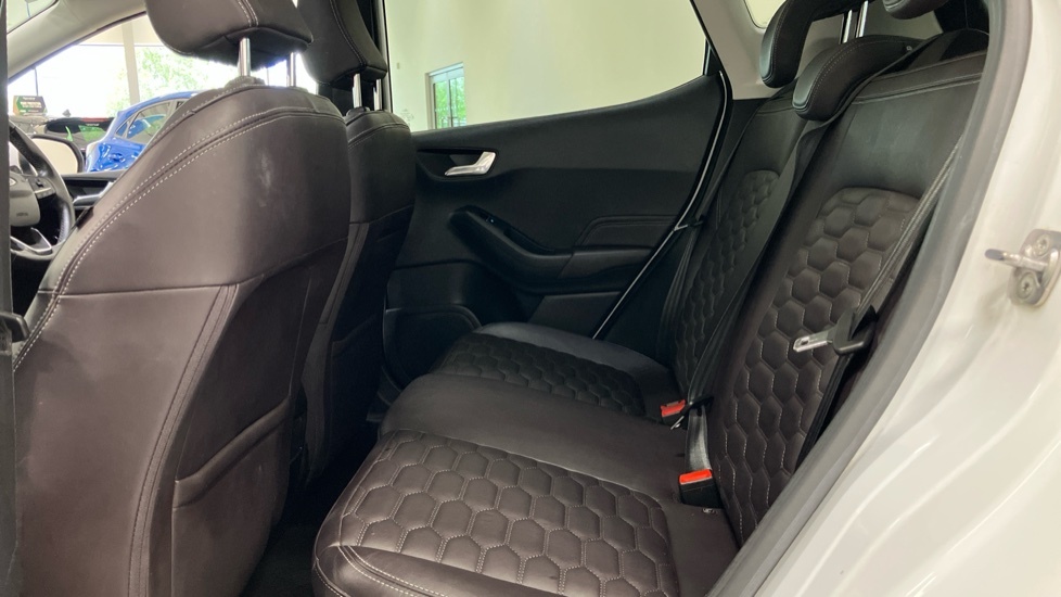 Ford Fiesta Active 1 Black #16