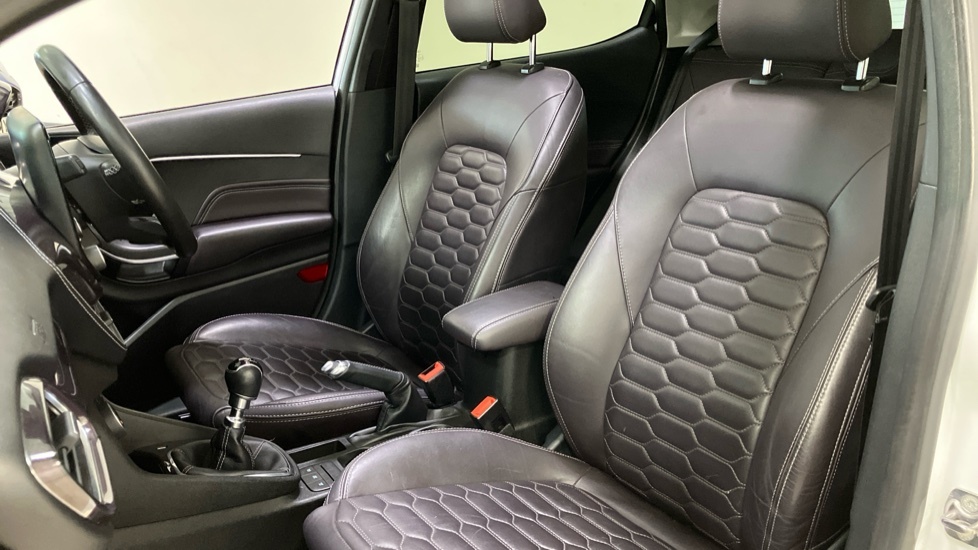 Ford Fiesta Active 1 Black #43