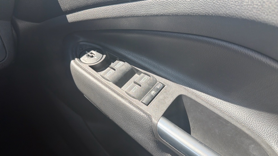 Ford Kuga St-line Black #34