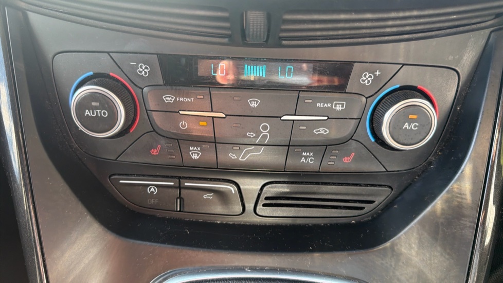 Ford Kuga St-line Black #25
