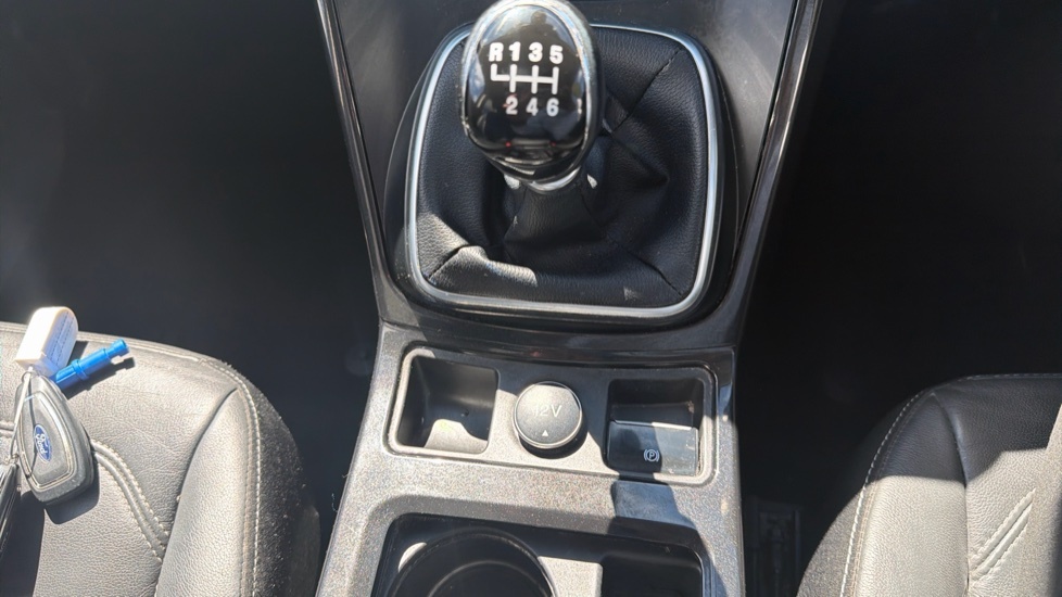 Ford Kuga St-line Black #27